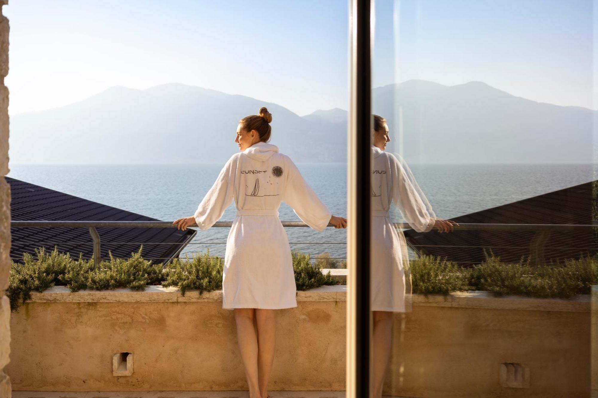 Sunset Residence Brenzone sul Garda Ngoại thất bức ảnh